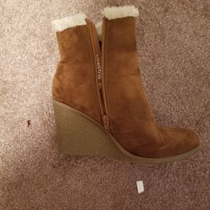 Ankle booties